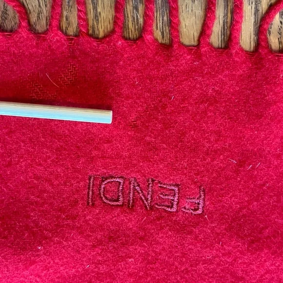 FENDI Vintage Red Wool Fringed Neck Wool Scarf Unisex Men’s Women’s - Picture 6 of 7